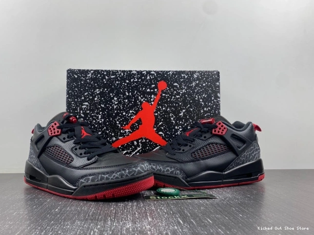 Kicked Out Shoe Store Bred FQ1579-006 Spizike Jordan Low 0801